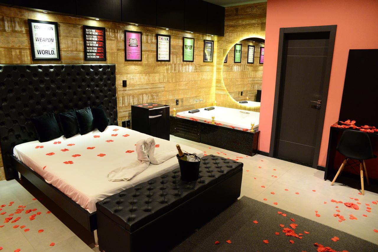 Helus Motel Passo Fundo Buitenkant foto
