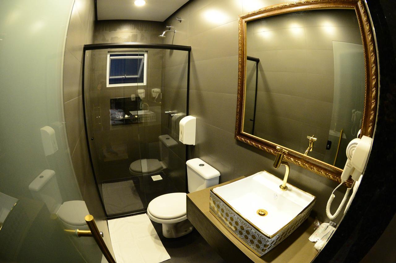 Helus Motel Passo Fundo Buitenkant foto